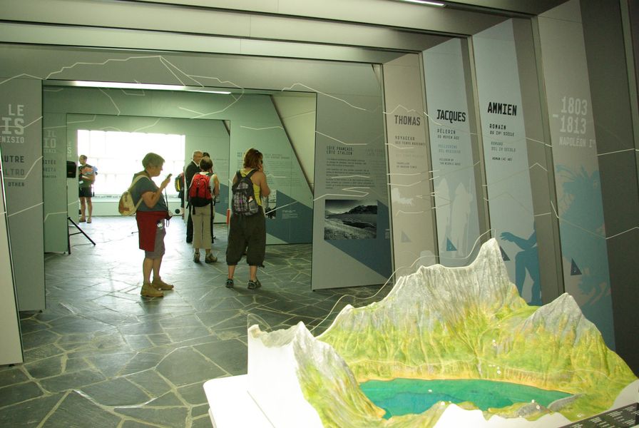 Les Edelweiss : La Pyramide du Mont-Cenis centre-edelweiss-vacance_29910658-.jpg