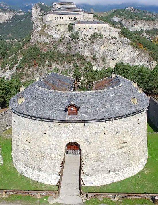 Les Edelweiss : Redoute Marie-Thérèse centre-edelweiss-vacance_34302878-.jpg