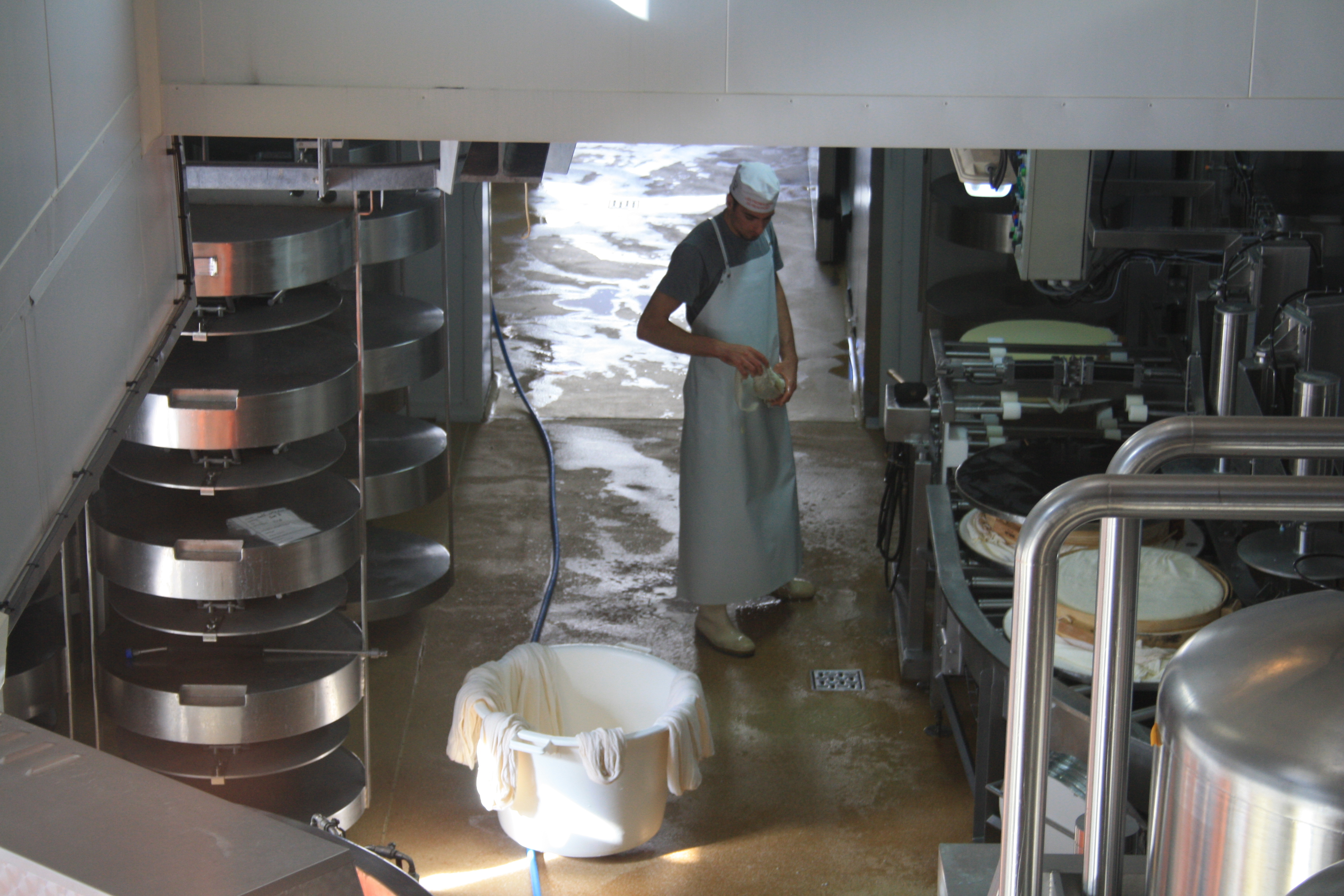 Les Edelweiss : Visite de la Fromagerie centre-edelweiss-vacance_85541090-.JPG